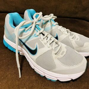 Excellent NIKE Structure 15 Running Shoes Womens 9.5 US 41 EUR Light Grey Turq.
